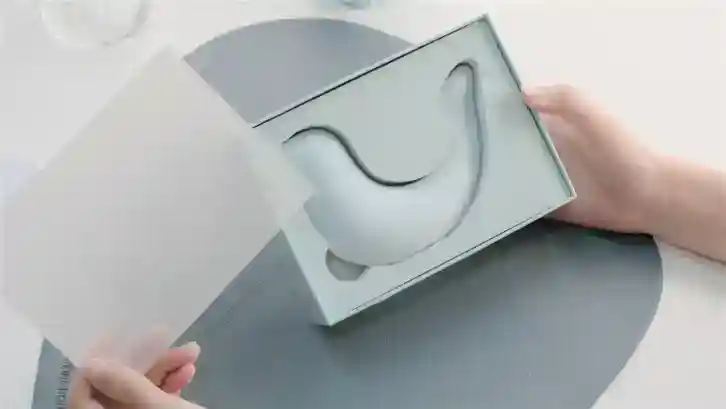 2024女用情趣玩具用品推荐一:OSUGA小海豹吸吮震动情趣按摩器