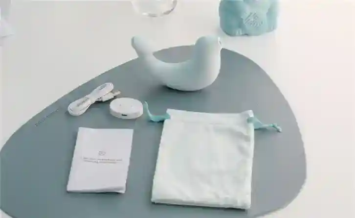 2024女用情趣玩具用品推荐一:OSUGA小海豹吸吮震动情趣按摩器