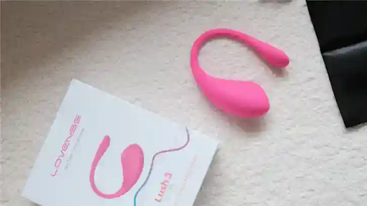 女用情趣玩具推荐七:LOVENSE LUSH 3 穿戴智能跳蛋